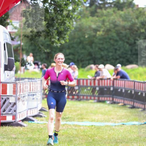 21.06.2026 - 29. Vierlanden-Triathlon Andreas Tolksdorf http://msf.ph/oto/9914983 21.06.2026 11:32:13 Ziel 403, 581 meine-sportfotos.de