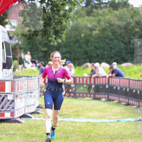21.06.2026 - 29. Vierlanden-Triathlon Andreas Tolksdorf http://msf.ph/oto/9914984 21.06.2026 11:32:13 Ziel 403, 581 meine-sportfotos.de