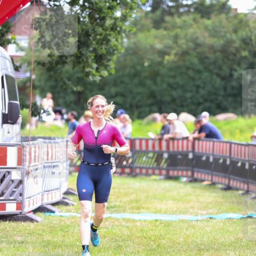 21.06.2026 - 29. Vierlanden-Triathlon Andreas Tolksdorf http://msf.ph/oto/9914985 21.06.2026 11:32:13 Ziel 403, 581 meine-sportfotos.de