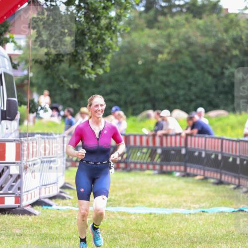 21.06.2026 - 29. Vierlanden-Triathlon Andreas Tolksdorf http://msf.ph/oto/9914988 21.06.2026 11:32:13 Ziel 403, 581 meine-sportfotos.de