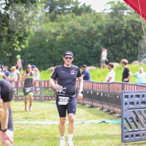21.06.2026 - 29. Vierlanden-Triathlon Andreas Tolksdorf http://msf.ph/oto/9915035 21.06.2026 11:32:59 Ziel 325, 458, 549 meine-sportfotos.de