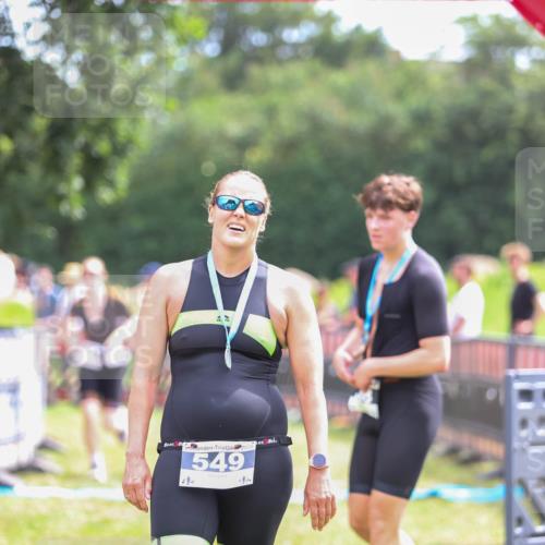 21.06.2026 - 29. Vierlanden-Triathlon Andreas Tolksdorf http://msf.ph/oto/9915062 21.06.2026 11:33:27 Ziel 486 meine-sportfotos.de
