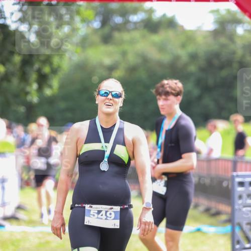 21.06.2026 - 29. Vierlanden-Triathlon Andreas Tolksdorf http://msf.ph/oto/9915064 21.06.2026 11:33:27 Ziel 486 meine-sportfotos.de