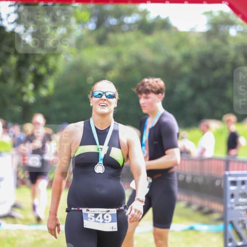 21.06.2026 - 29. Vierlanden-Triathlon Andreas Tolksdorf http://msf.ph/oto/9915066 21.06.2026 11:33:27 Ziel 486 meine-sportfotos.de