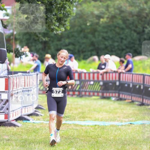 21.06.2026 - 29. Vierlanden-Triathlon Andreas Tolksdorf http://msf.ph/oto/9915112 21.06.2026 11:34:41 Ziel 561, 572, 608 meine-sportfotos.de
