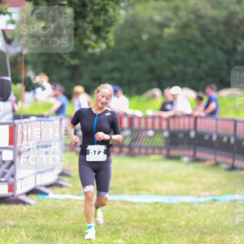 21.06.2026 - 29. Vierlanden-Triathlon Andreas Tolksdorf http://msf.ph/oto/9915113 21.06.2026 11:34:41 Ziel 561, 572, 608 meine-sportfotos.de