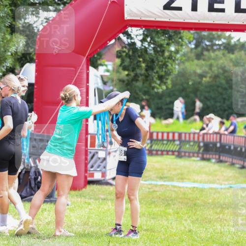21.06.2026 - 29. Vierlanden-Triathlon Andreas Tolksdorf http://msf.ph/oto/9915129 21.06.2026 11:34:59 Ziel 618 meine-sportfotos.de