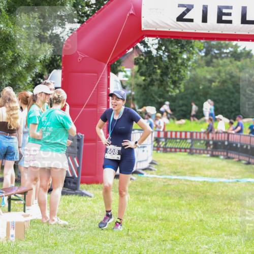 21.06.2026 - 29. Vierlanden-Triathlon Andreas Tolksdorf http://msf.ph/oto/9915130 21.06.2026 11:35:01 Ziel 606, 618 meine-sportfotos.de