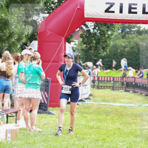 21.06.2026 - 29. Vierlanden-Triathlon Andreas Tolksdorf http://msf.ph/oto/9915132 21.06.2026 11:35:01 Ziel 606, 618 meine-sportfotos.de
