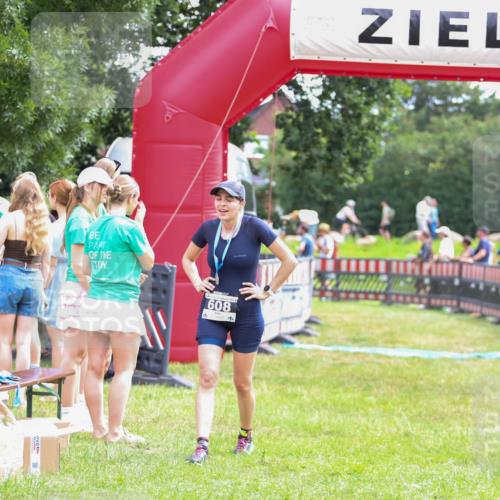 21.06.2026 - 29. Vierlanden-Triathlon Andreas Tolksdorf http://msf.ph/oto/9915135 21.06.2026 11:35:01 Ziel 606, 618 meine-sportfotos.de