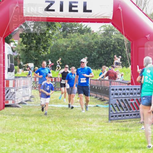 21.06.2026 - 29. Vierlanden-Triathlon Andreas Tolksdorf http://msf.ph/oto/9915149 21.06.2026 11:35:10 Ziel 438, 606, 618 meine-sportfotos.de