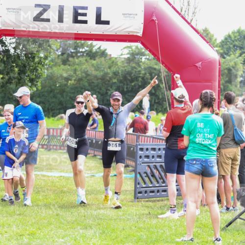 21.06.2026 - 29. Vierlanden-Triathlon Andreas Tolksdorf http://msf.ph/oto/9915167 21.06.2026 11:35:13 Ziel 438, 606, 618 meine-sportfotos.de