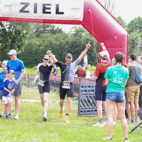 21.06.2026 - 29. Vierlanden-Triathlon Andreas Tolksdorf http://msf.ph/oto/9915169 21.06.2026 11:35:14 Ziel 438, 606, 618 meine-sportfotos.de