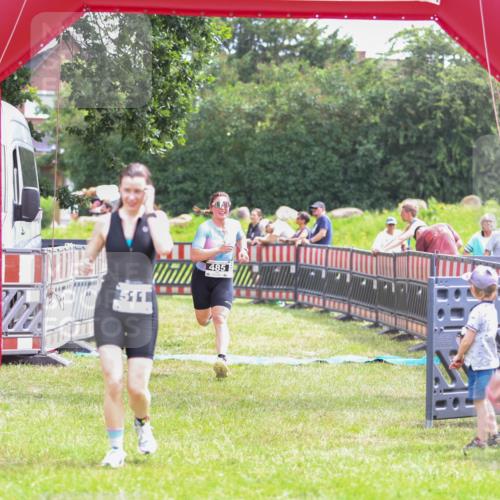 21.06.2026 - 29. Vierlanden-Triathlon Andreas Tolksdorf http://msf.ph/oto/9915189 21.06.2026 11:35:38 Ziel 485, 511 meine-sportfotos.de