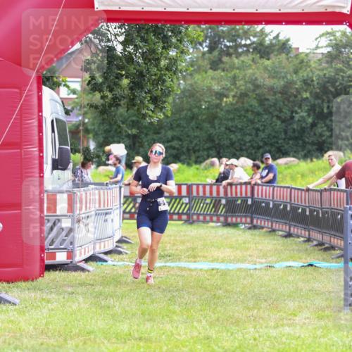 21.06.2026 - 29. Vierlanden-Triathlon Andreas Tolksdorf http://msf.ph/oto/9915193 21.06.2026 11:35:58 Ziel 517 meine-sportfotos.de