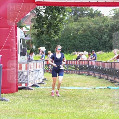 21.06.2026 - 29. Vierlanden-Triathlon Andreas Tolksdorf http://msf.ph/oto/9915202 21.06.2026 11:35:58 Ziel 517 meine-sportfotos.de
