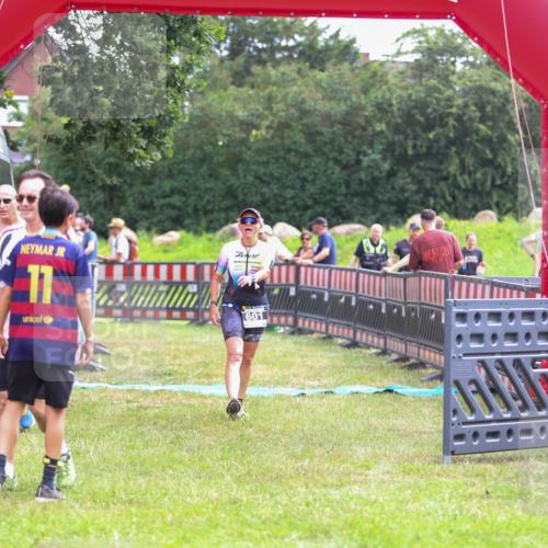 21.06.2026 - 29. Vierlanden-Triathlon Andreas Tolksdorf http://msf.ph/oto/9915234 21.06.2026 11:36:34 Ziel 461, 463, 601 meine-sportfotos.de