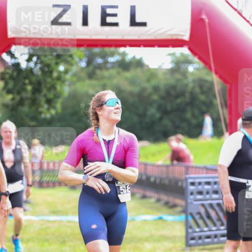 21.06.2026 - 29. Vierlanden-Triathlon Andreas Tolksdorf http://msf.ph/oto/9915255 21.06.2026 11:37:00 Ziel 400, 516, 518, 553 meine-sportfotos.de
