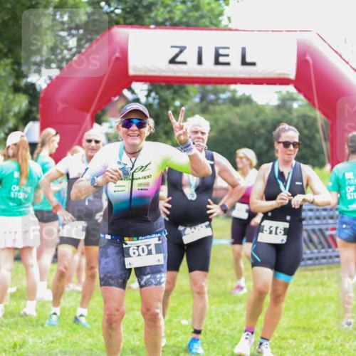21.06.2026 - 29. Vierlanden-Triathlon Andreas Tolksdorf http://msf.ph/oto/9915290 21.06.2026 11:37:14 Ziel 518, 553 meine-sportfotos.de