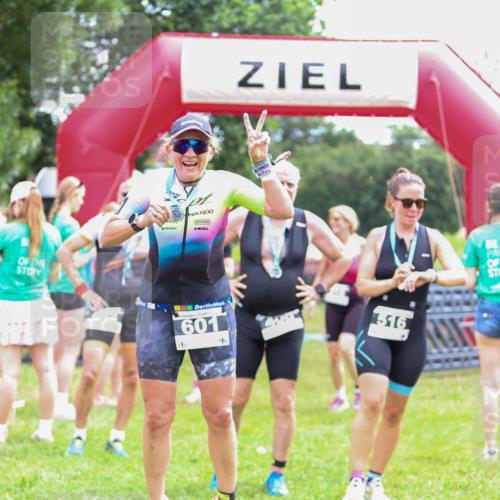 21.06.2026 - 29. Vierlanden-Triathlon Andreas Tolksdorf http://msf.ph/oto/9915291 21.06.2026 11:37:14 Ziel 518, 553 meine-sportfotos.de