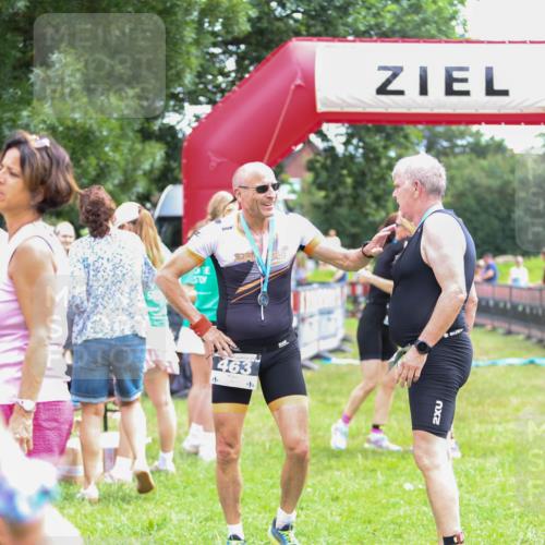 21.06.2026 - 29. Vierlanden-Triathlon Andreas Tolksdorf http://msf.ph/oto/9915294 21.06.2026 11:37:19 Ziel  meine-sportfotos.de