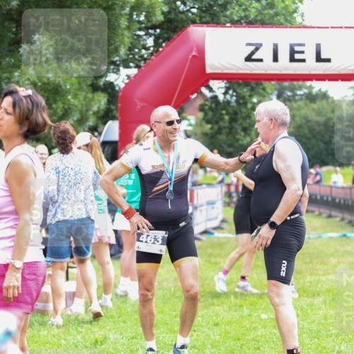 21.06.2026 - 29. Vierlanden-Triathlon Andreas Tolksdorf http://msf.ph/oto/9915295 21.06.2026 11:37:19 Ziel  meine-sportfotos.de