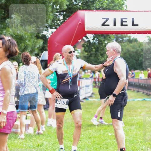 21.06.2026 - 29. Vierlanden-Triathlon Andreas Tolksdorf http://msf.ph/oto/9915297 21.06.2026 11:37:19 Ziel  meine-sportfotos.de