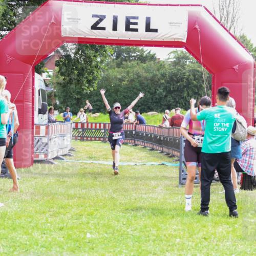 21.06.2026 - 29. Vierlanden-Triathlon Andreas Tolksdorf http://msf.ph/oto/9915324 21.06.2026 11:39:10 Ziel 543, 587 meine-sportfotos.de