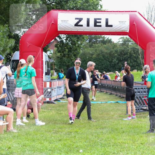21.06.2026 - 29. Vierlanden-Triathlon Andreas Tolksdorf http://msf.ph/oto/9915355 21.06.2026 11:39:49 Ziel 481, 568 meine-sportfotos.de