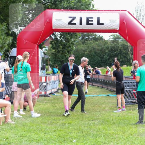 21.06.2026 - 29. Vierlanden-Triathlon Andreas Tolksdorf http://msf.ph/oto/9915356 21.06.2026 11:39:49 Ziel 481, 568 meine-sportfotos.de