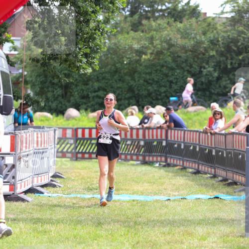 21.06.2026 - 29. Vierlanden-Triathlon Andreas Tolksdorf http://msf.ph/oto/9915377 21.06.2026 11:40:23 Ziel 522 meine-sportfotos.de