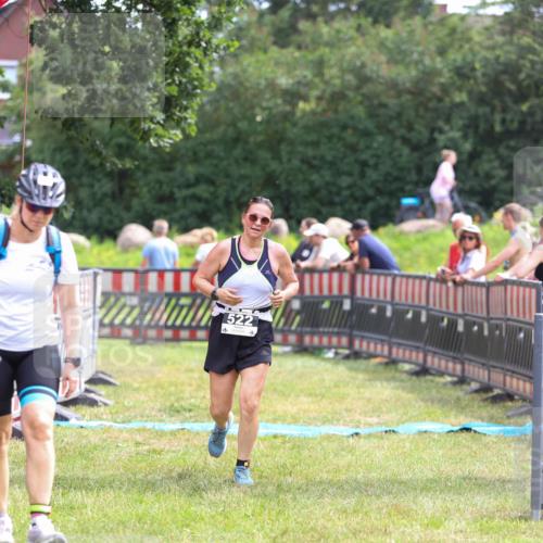 21.06.2026 - 29. Vierlanden-Triathlon Andreas Tolksdorf http://msf.ph/oto/9915382 21.06.2026 11:40:24 Ziel 522 meine-sportfotos.de
