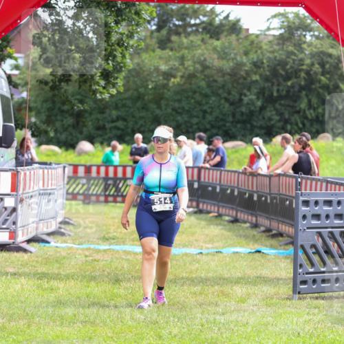 21.06.2026 - 29. Vierlanden-Triathlon Andreas Tolksdorf http://msf.ph/oto/9915396 21.06.2026 11:40:55 Ziel 514 meine-sportfotos.de