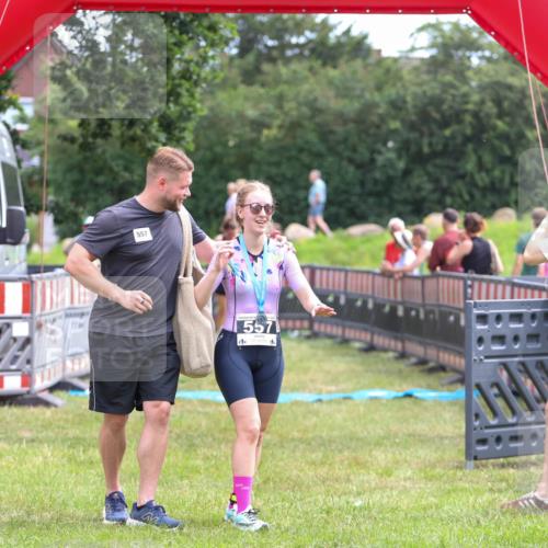 21.06.2026 - 29. Vierlanden-Triathlon Andreas Tolksdorf http://msf.ph/oto/9915445 21.06.2026 11:41:43 Ziel 205, 563, 590 meine-sportfotos.de