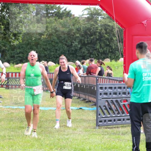 21.06.2026 - 29. Vierlanden-Triathlon Andreas Tolksdorf http://msf.ph/oto/9915461 21.06.2026 11:41:49 Ziel 205, 563, 590 meine-sportfotos.de