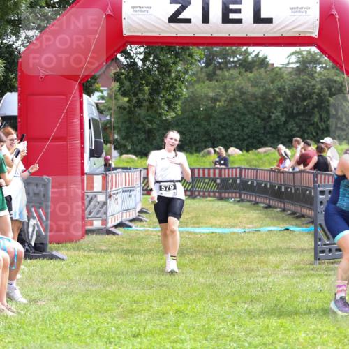 21.06.2026 - 29. Vierlanden-Triathlon Andreas Tolksdorf http://msf.ph/oto/9915488 21.06.2026 11:42:30 Ziel 484, 515, 570, 579 meine-sportfotos.de