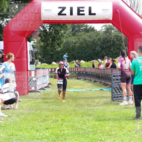 21.06.2026 - 29. Vierlanden-Triathlon Andreas Tolksdorf http://msf.ph/oto/9915495 21.06.2026 11:42:39 Ziel 515, 570 meine-sportfotos.de