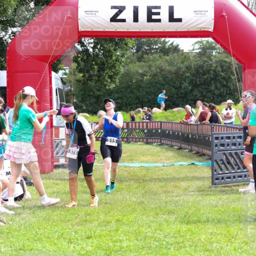 21.06.2026 - 29. Vierlanden-Triathlon Andreas Tolksdorf http://msf.ph/oto/9915514 21.06.2026 11:42:44 Ziel 515 meine-sportfotos.de