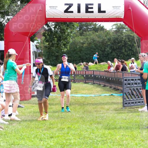 21.06.2026 - 29. Vierlanden-Triathlon Andreas Tolksdorf http://msf.ph/oto/9915519 21.06.2026 11:42:44 Ziel 515 meine-sportfotos.de
