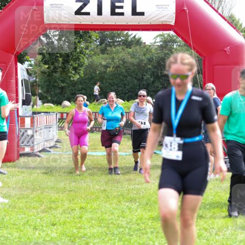 21.06.2026 - 29. Vierlanden-Triathlon Andreas Tolksdorf http://msf.ph/oto/9915535 21.06.2026 11:43:10 Ziel 613 meine-sportfotos.de