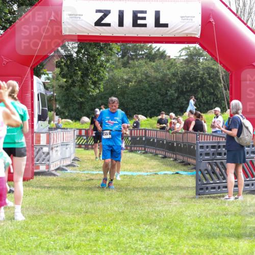 21.06.2026 - 29. Vierlanden-Triathlon Andreas Tolksdorf http://msf.ph/oto/9915541 21.06.2026 11:43:30 Ziel 415, 455, 576 meine-sportfotos.de