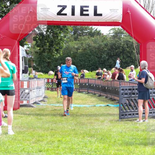 21.06.2026 - 29. Vierlanden-Triathlon Andreas Tolksdorf http://msf.ph/oto/9915543 21.06.2026 11:43:31 Ziel 415, 455, 576 meine-sportfotos.de
