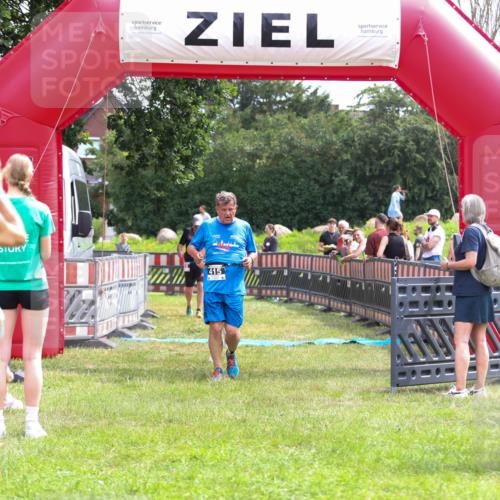 21.06.2026 - 29. Vierlanden-Triathlon Andreas Tolksdorf http://msf.ph/oto/9915548 21.06.2026 11:43:31 Ziel 415, 455, 576 meine-sportfotos.de