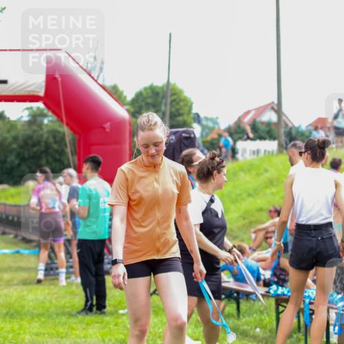 21.06.2026 - 29. Vierlanden-Triathlon Andreas Tolksdorf http://msf.ph/oto/9915568 21.06.2026 11:43:55 Ziel  meine-sportfotos.de
