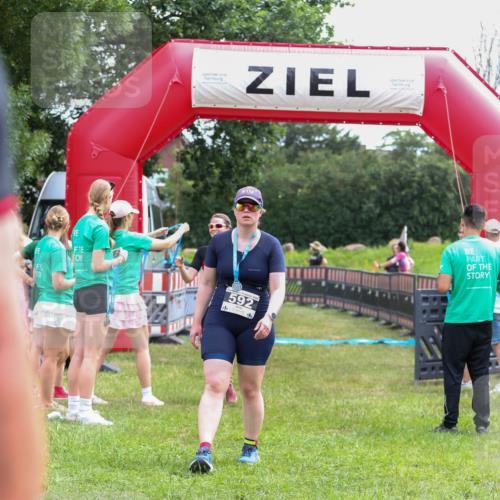 21.06.2026 - 29. Vierlanden-Triathlon Andreas Tolksdorf http://msf.ph/oto/9915579 21.06.2026 11:46:06 Ziel 494 meine-sportfotos.de