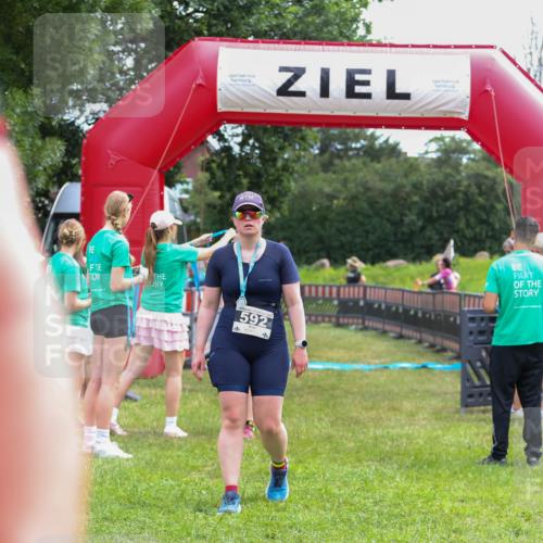 21.06.2026 - 29. Vierlanden-Triathlon Andreas Tolksdorf http://msf.ph/oto/9915584 21.06.2026 11:46:06 Ziel 494 meine-sportfotos.de