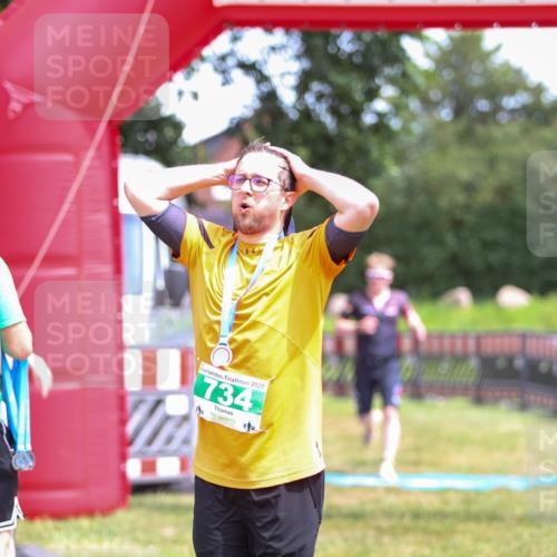 21.06.2026 - 29. Vierlanden-Triathlon Andreas Tolksdorf http://msf.ph/oto/9915750 21.06.2026 14:03:59 Ziel 1078 meine-sportfotos.de