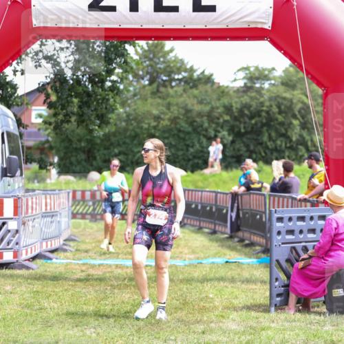 21.06.2026 - 29. Vierlanden-Triathlon Andreas Tolksdorf http://msf.ph/oto/9915777 21.06.2026 14:04:14 Ziel 274, 874 meine-sportfotos.de