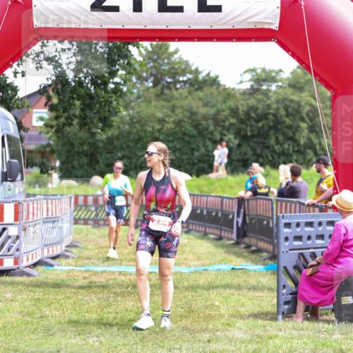 21.06.2026 - 29. Vierlanden-Triathlon Andreas Tolksdorf http://msf.ph/oto/9915778 21.06.2026 14:04:14 Ziel 274, 874 meine-sportfotos.de