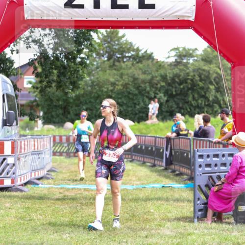 21.06.2026 - 29. Vierlanden-Triathlon Andreas Tolksdorf http://msf.ph/oto/9915779 21.06.2026 14:04:14 Ziel 274, 874 meine-sportfotos.de
